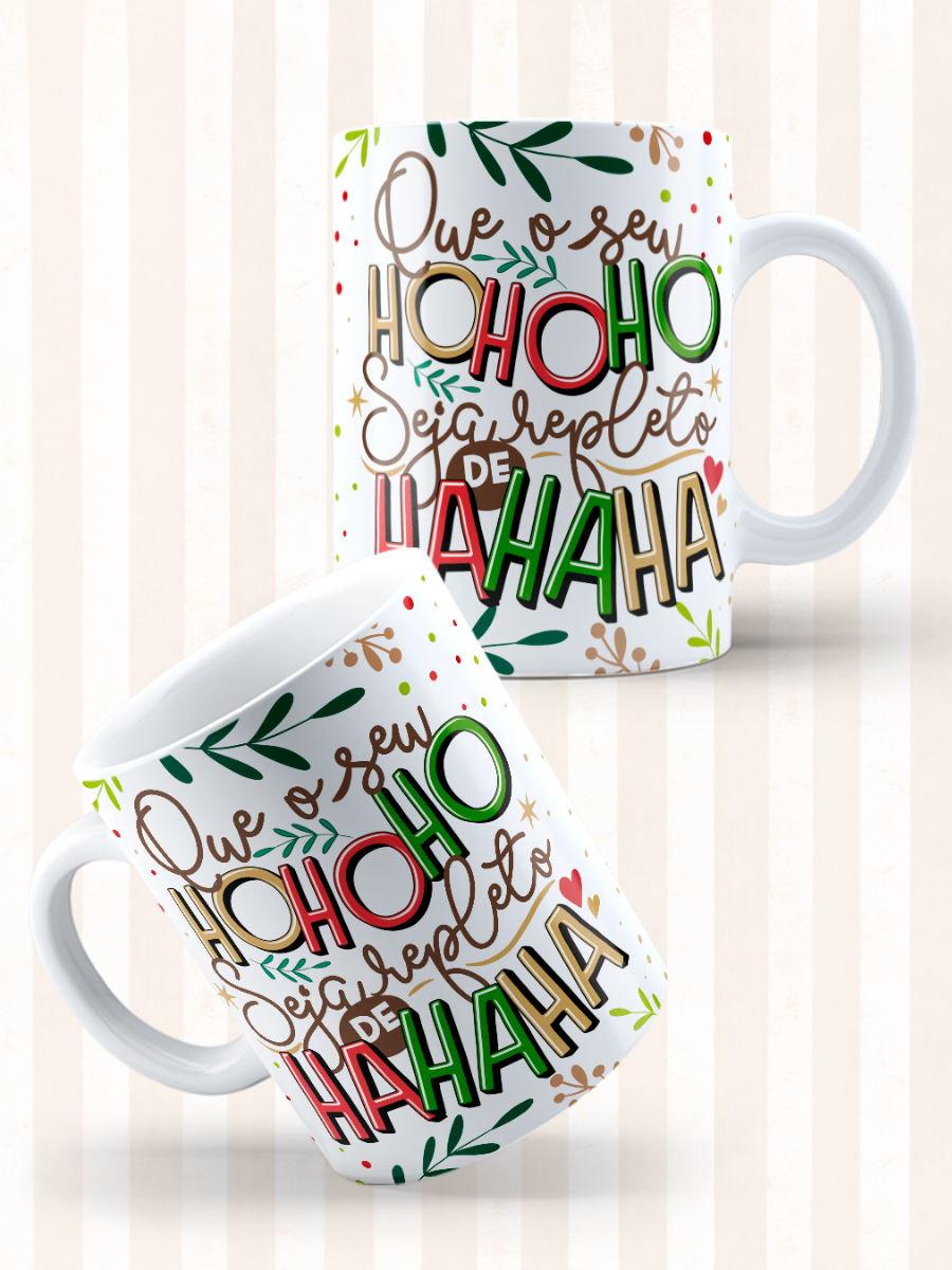 Caneca de Natal em cerâmica branca com estampa temática natalícia.