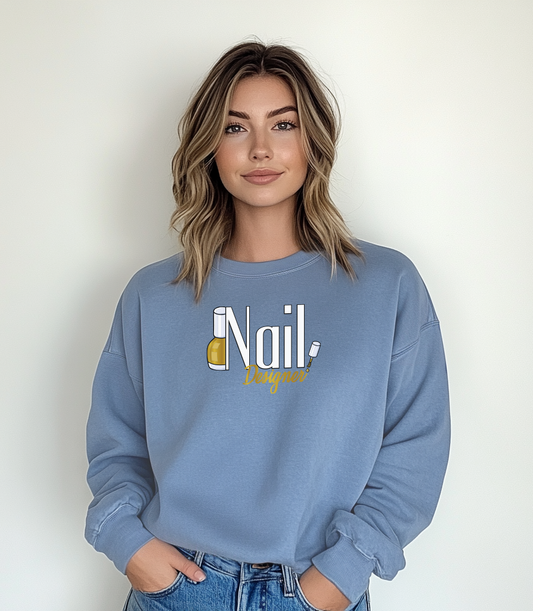 Sweatshirt Nail Designer