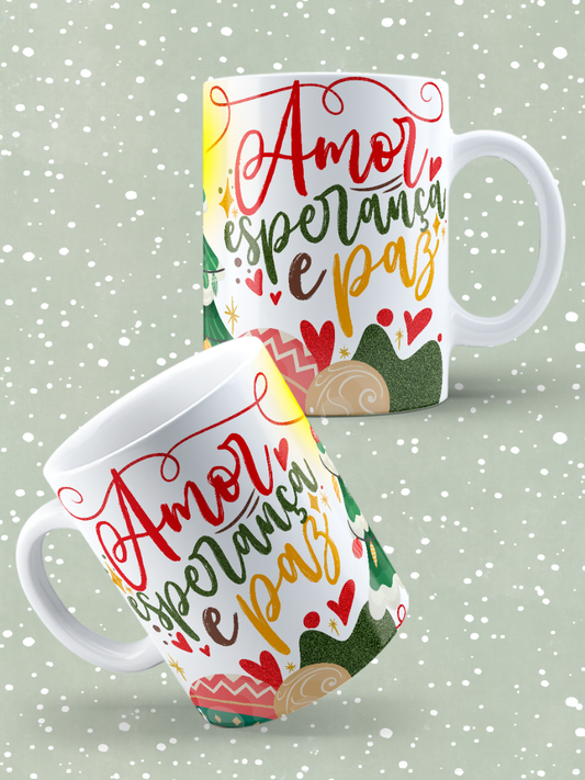 Caneca de Natal em cerâmica branca com estampa temática natalícia.