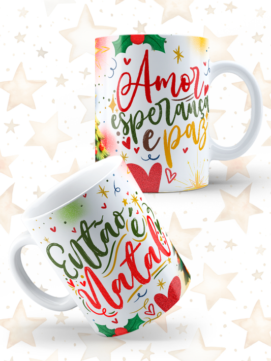 Caneca de Natal em cerâmica branca com estampa temática natalícia.