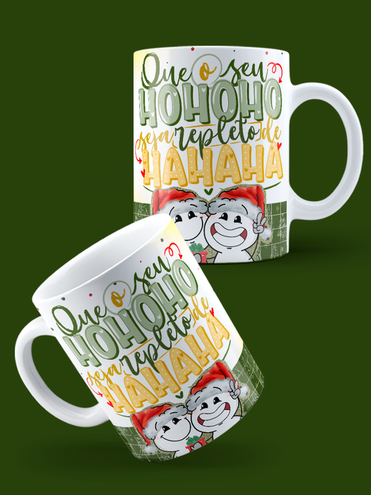 Caneca de Natal em cerâmica branca com estampa temática natalícia.